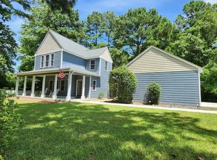 152 Otway Burns Dr, Swansboro, NC 28584