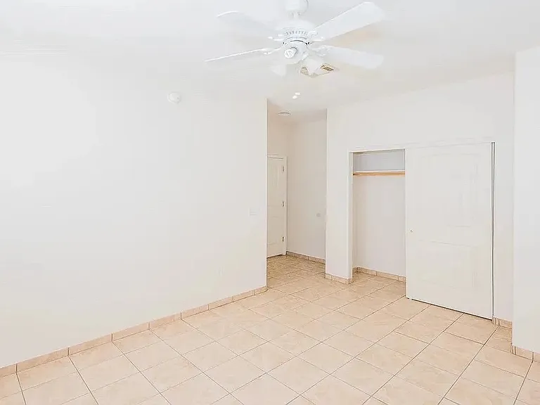 5009 S Park Ave #1 — Photo 9
