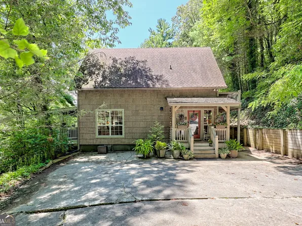 266 Evergreen Ln, Sky Valley, GA 30537