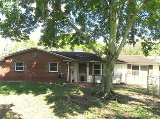 5709 Happy Tails Ln, Lutz, FL 33558