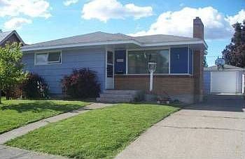 1st image of 411 E Lacrosse Ave