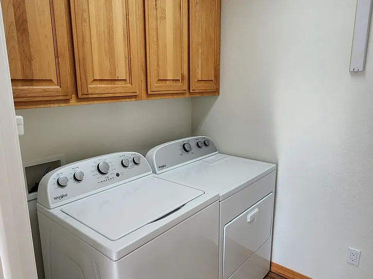3808 Lone Tree Ln — Photo 29