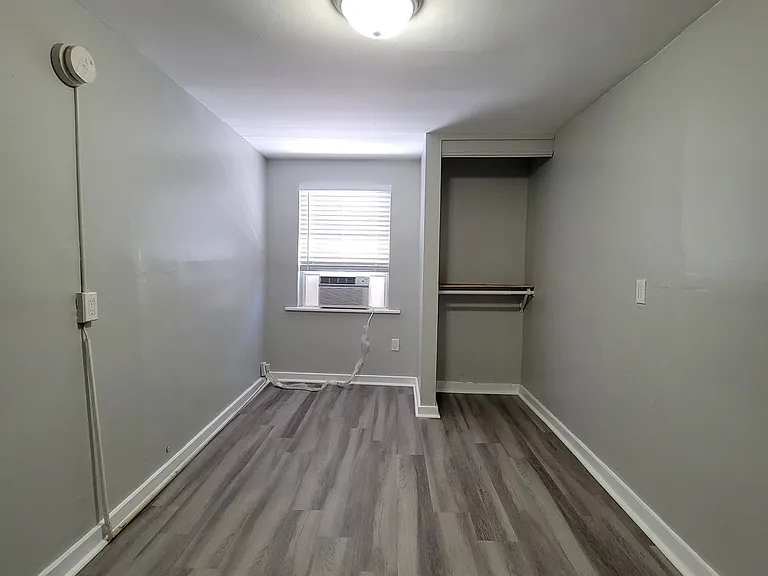 807 9th Ave N #2 — Photo 7
