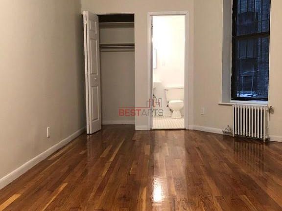 3rd image of 953 Amsterdam Ave APT 4B