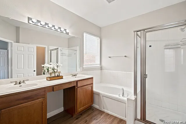 213 Lieck Cv — Photo 6