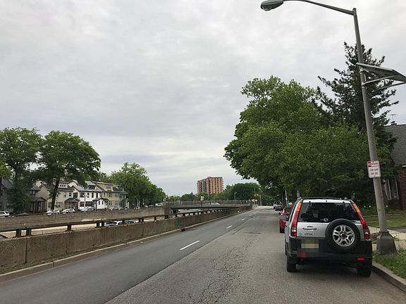 4th image of 212 No Oraton Pkwy