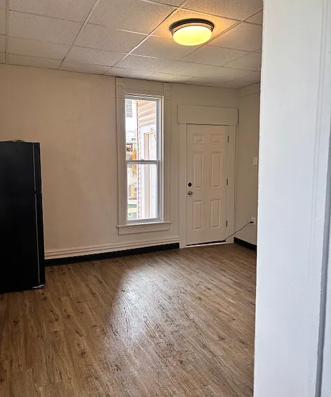 606 Court St — Photo 2