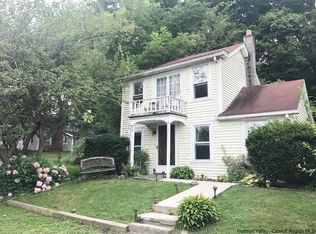 174 Hoyt St, Port Ewen, NY 12466