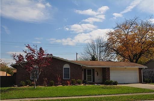 1st image of 554 Hathaway Trl