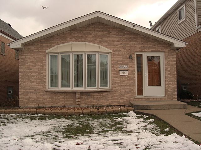 1st image of 5529 S McVicker Ave