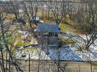 8450 Westbrook Rd, Brookville, OH 45309