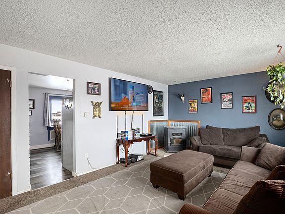 4th image of 209 Washington Blvd
