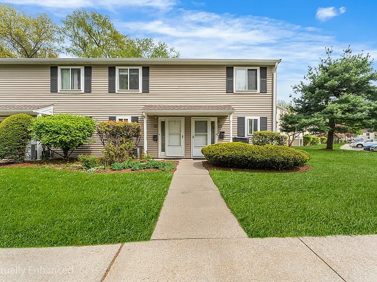 42 Village Brook Ln #42 — Photo 31