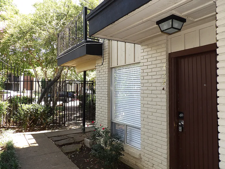 5001 Bowser Ave #122 — Photo 16