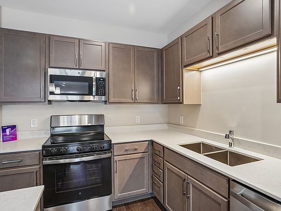 4th image of 2705 Burton Rd #4-308