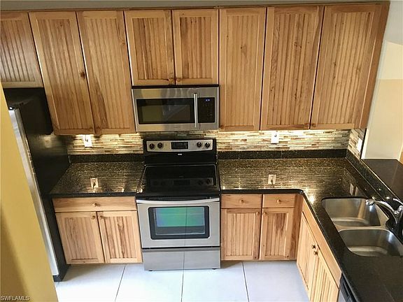 2nd image of 10084 Poppy Hill Dr