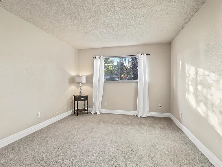 4903 Orchid Way — Photo 17