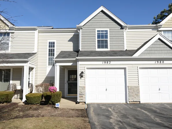 1982 Muirfield Cir, Elgin, IL 60123