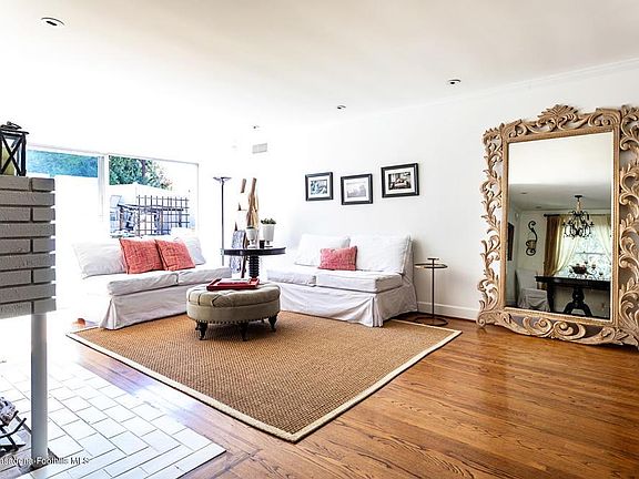 5th image of 5006 Redwillow Ln
