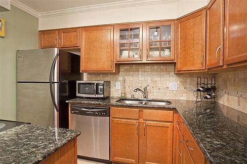 2nd image of 423 Avenue G APT 3