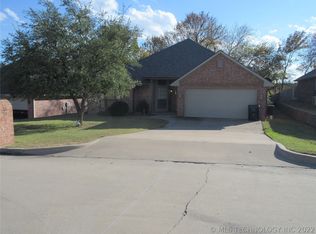 501 Windemere Dr, Ada, OK 74820