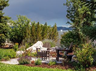 1065 W Windsor Dr, North Salt Lake, UT 84054