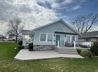 1661 N Compass Ave, Port Clinton, OH