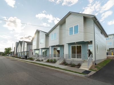 105 E Oldham Ave #104, Knoxville, TN, 37917