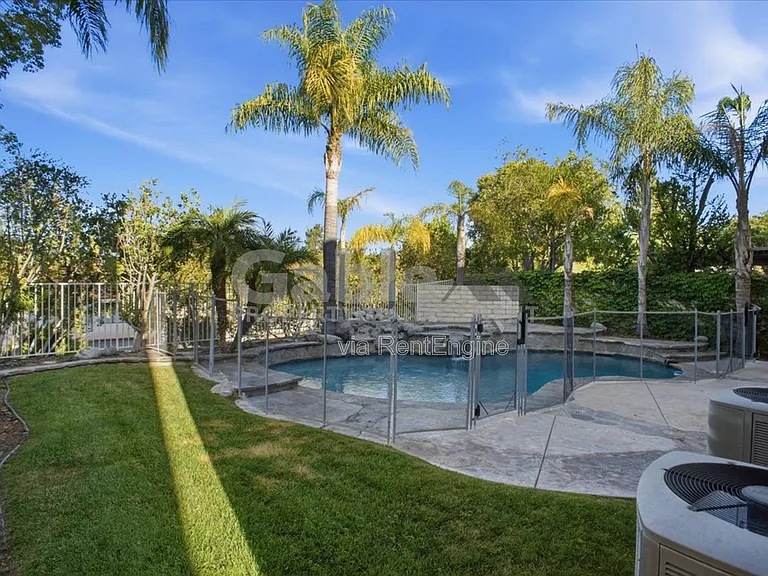 25344 Irving Ln — Photo 22