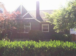 8911 12th Ave NE, Seattle, WA 98115