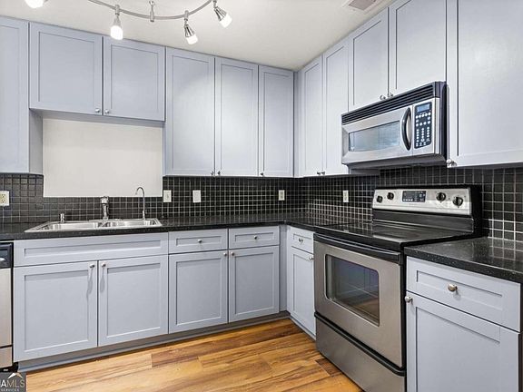 4th image of 230 E Ponce De Leon Ave Unit 104