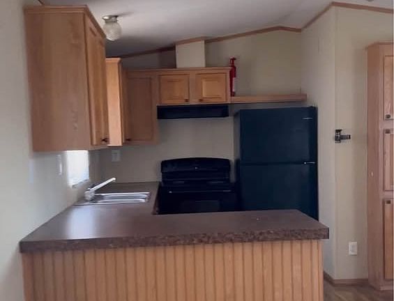 3rd image of 3A Somerset Dr #3A