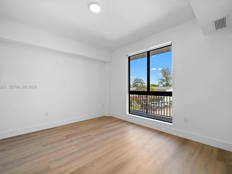 2479 NE 192nd St #208 — Photo 17