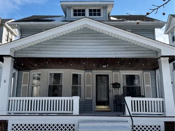 1287 Marlowe Ave, Lakewood, OH 44107