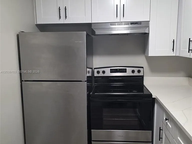 4240 Woodside Dr #4 — Photo 11