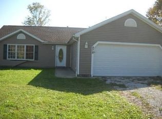 878 Long Shadow Ln, Rome, OH 44085