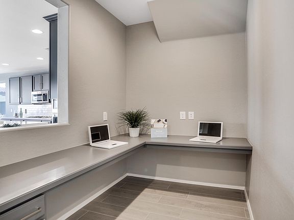 HovHub to keep organized