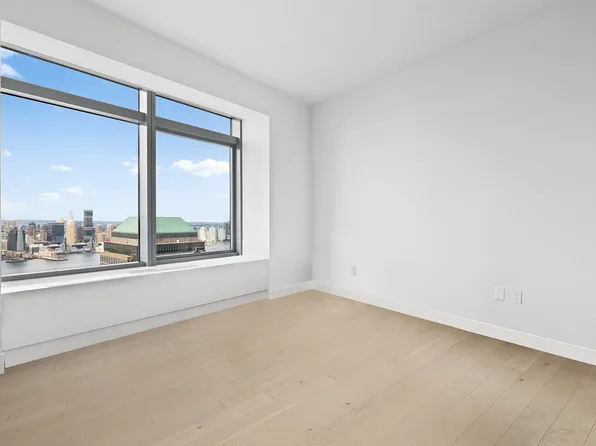 123 Washington Street image 5 of 11