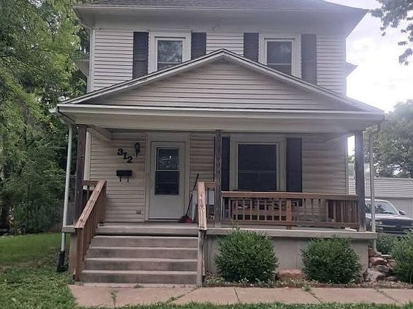 312 Main St