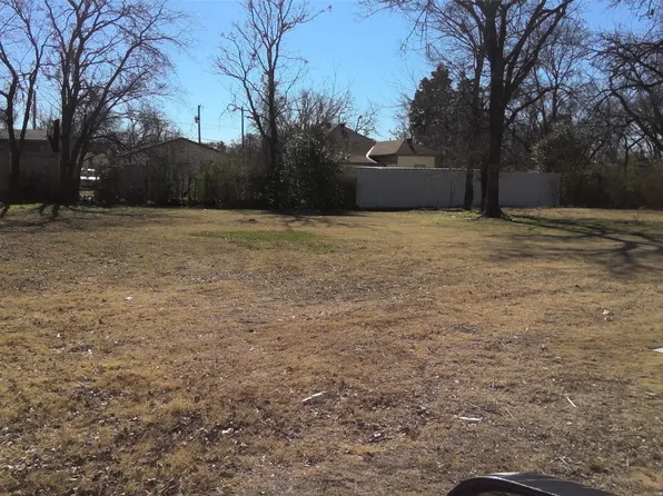 4528 Meek St, Dallas, TX 75216