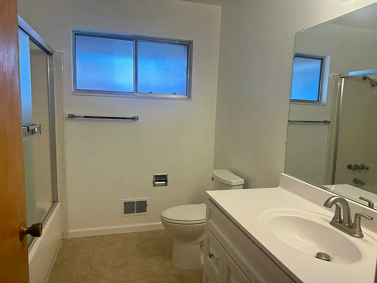 35 Church St #3 — Photo 8