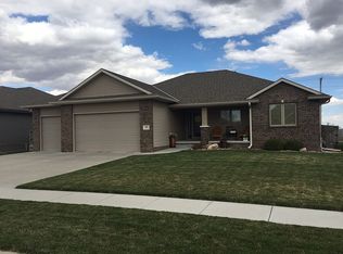 1116 Eastwood Dr, Fremont, NE 68025