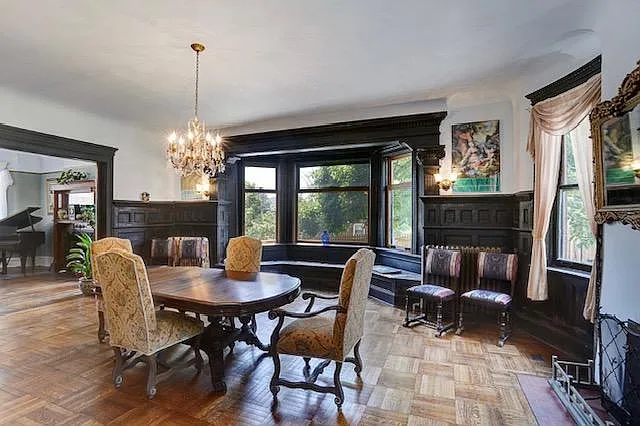 150 Stratford Ave — Photo 13