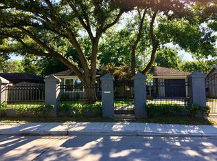 1855 Lynnview Dr, Houston, TX 77055