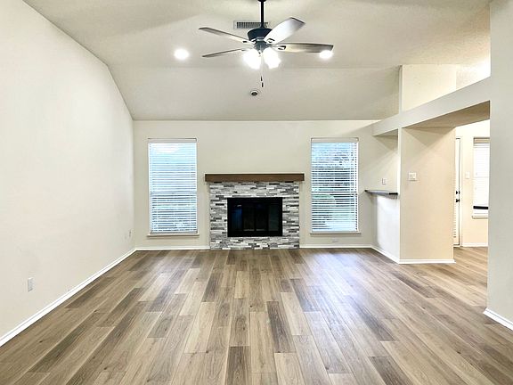 5th image of 4 Monterey Dr