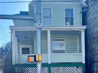 801 Fallowfield Ave, Charleroi, PA 15022