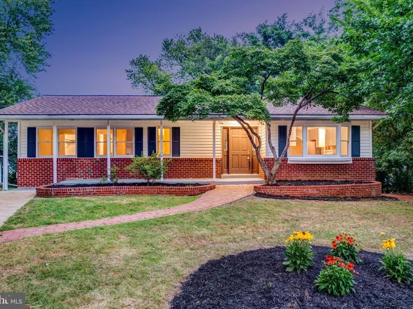 3905 Lincolnshire St, Annandale, VA 22003