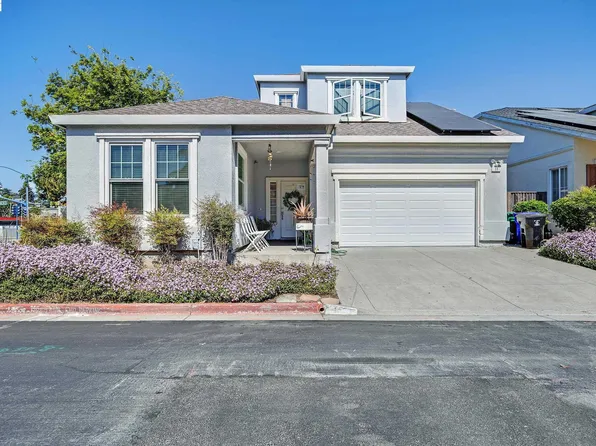 11 Fallen Leaf Ct, Rodeo, CA 94572