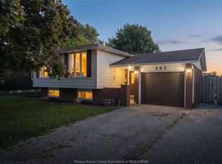 282 Brien Ave E, Essex, ON N8M2P8