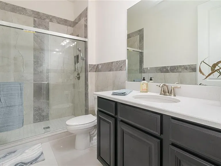 11110 Canal Grande Dr — Photo 17